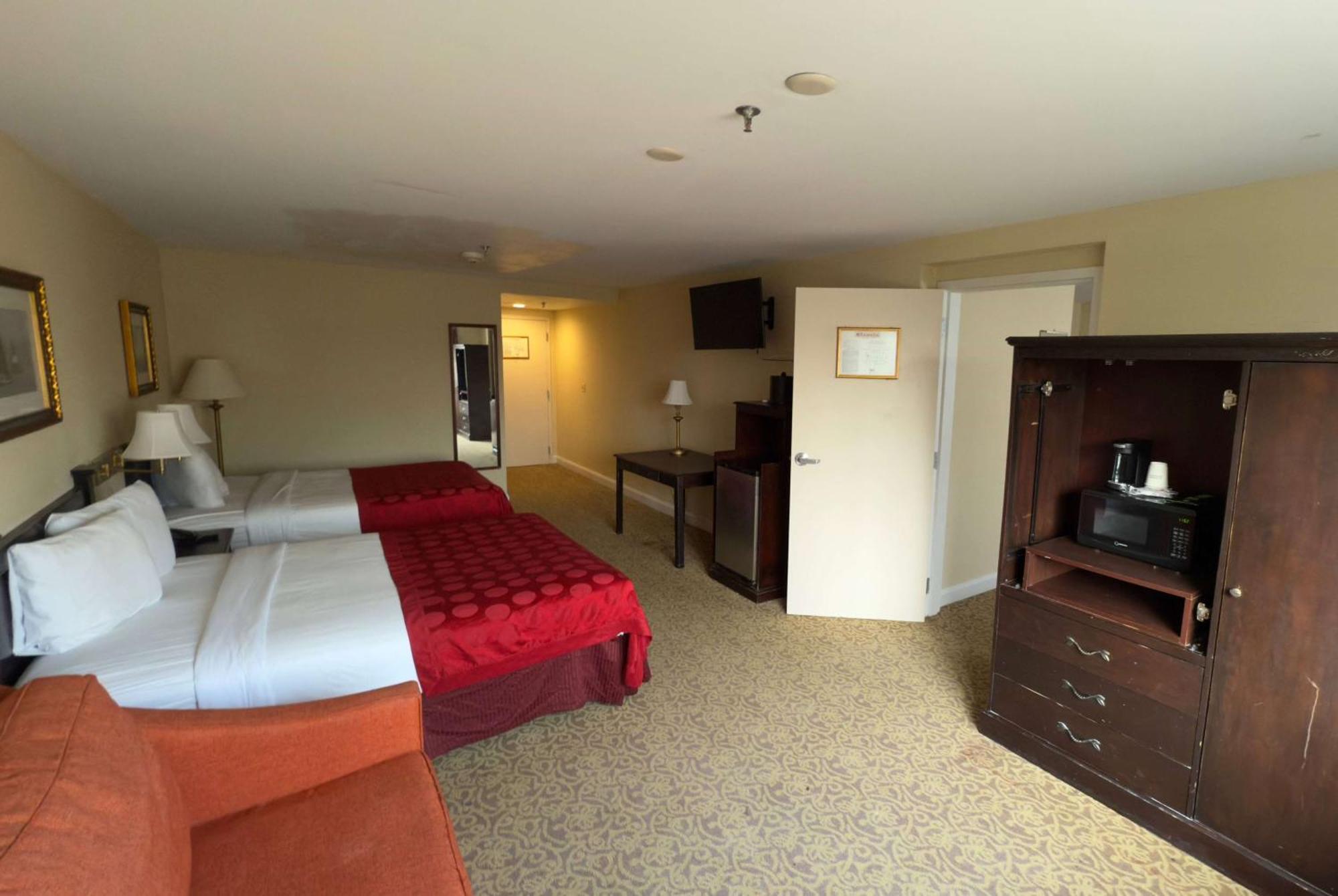 Ramada By Wyndham Seekonk Providence Area Eksteriør billede