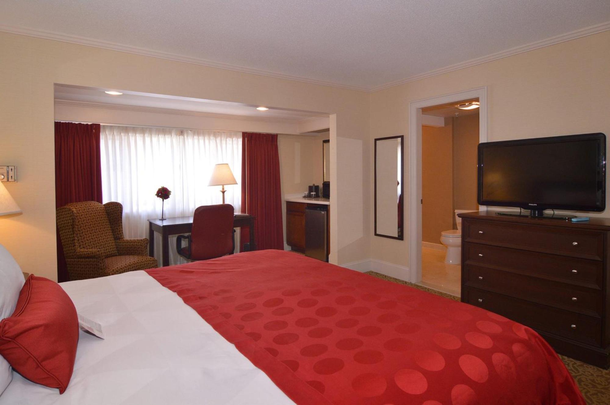 Ramada By Wyndham Seekonk Providence Area Eksteriør billede